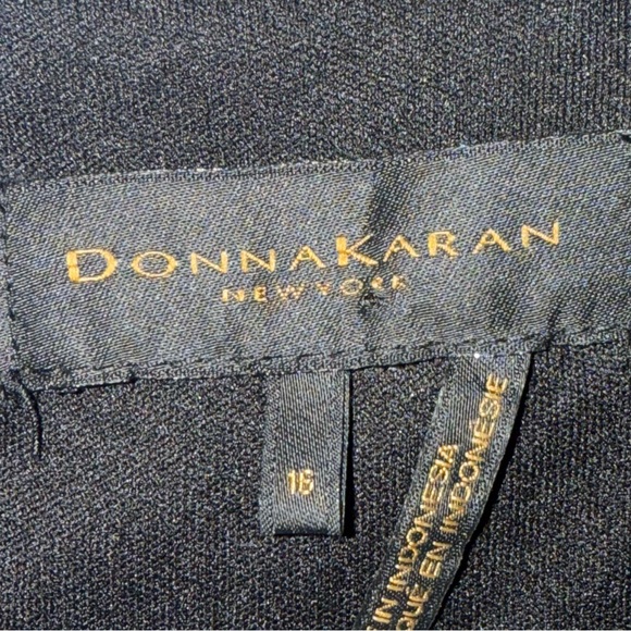 Embroidered Red Roses Dress - Picture 7 of 11